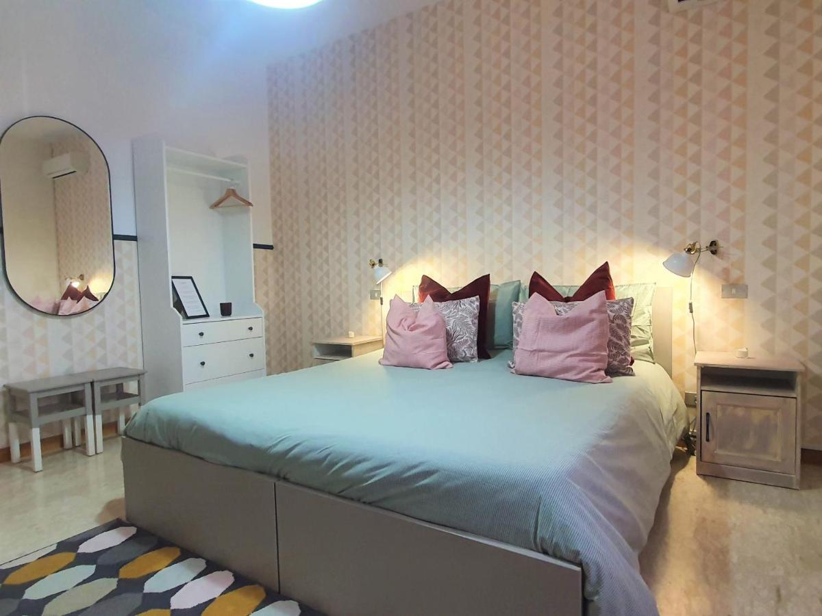 Villa Rosa - Sperlonga Vertice Rooms ภายนอก รูปภาพ