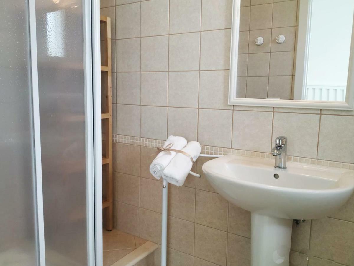 Villa Rosa - Sperlonga Vertice Rooms ภายนอก รูปภาพ